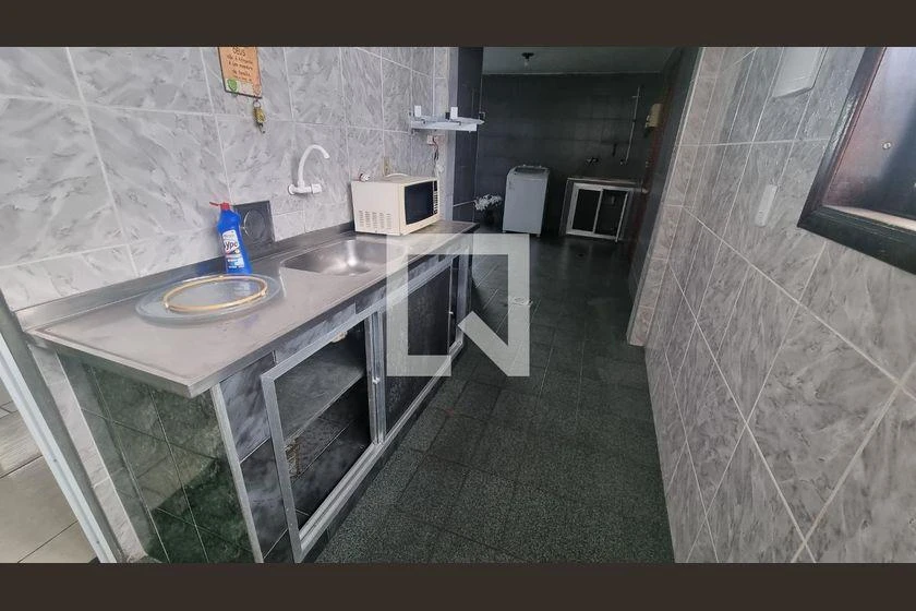 5-bedroom house with a washing machine — photo 8