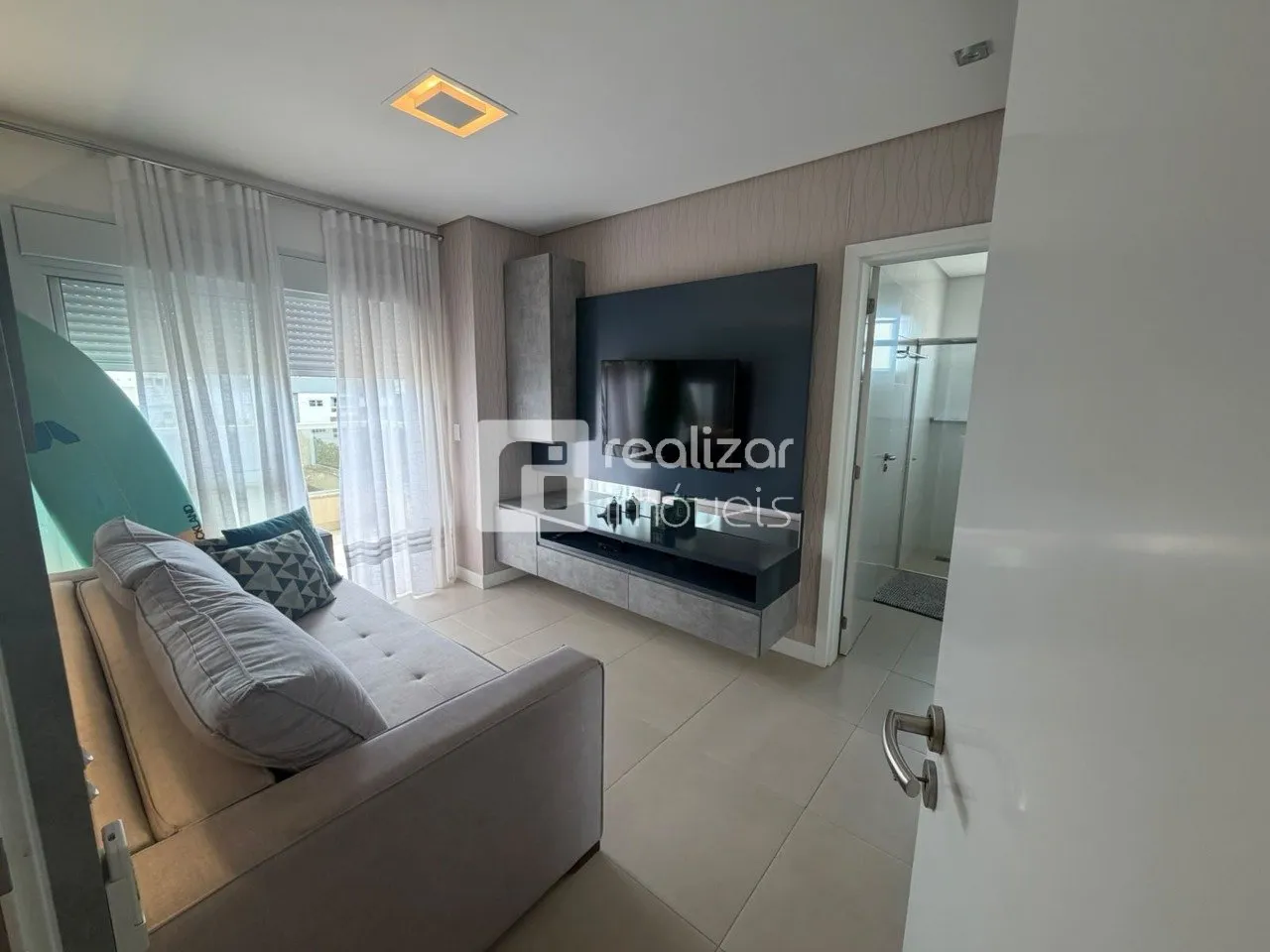 Furnished apartment, 138 m², with a home office — photo 13