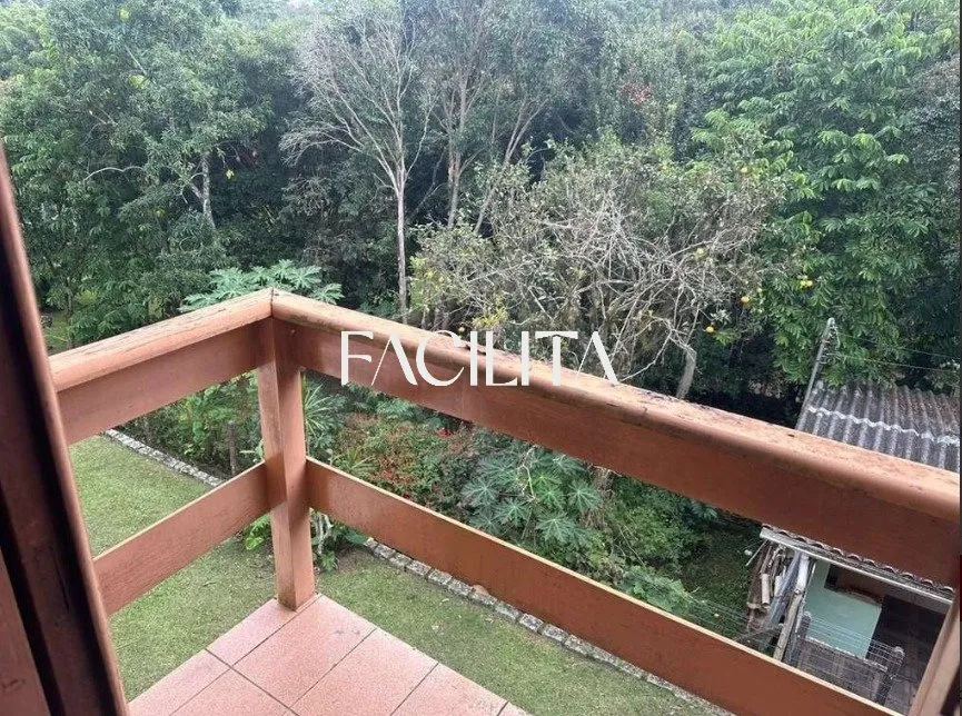 House with 3 bedrooms and a private garden — photo 14