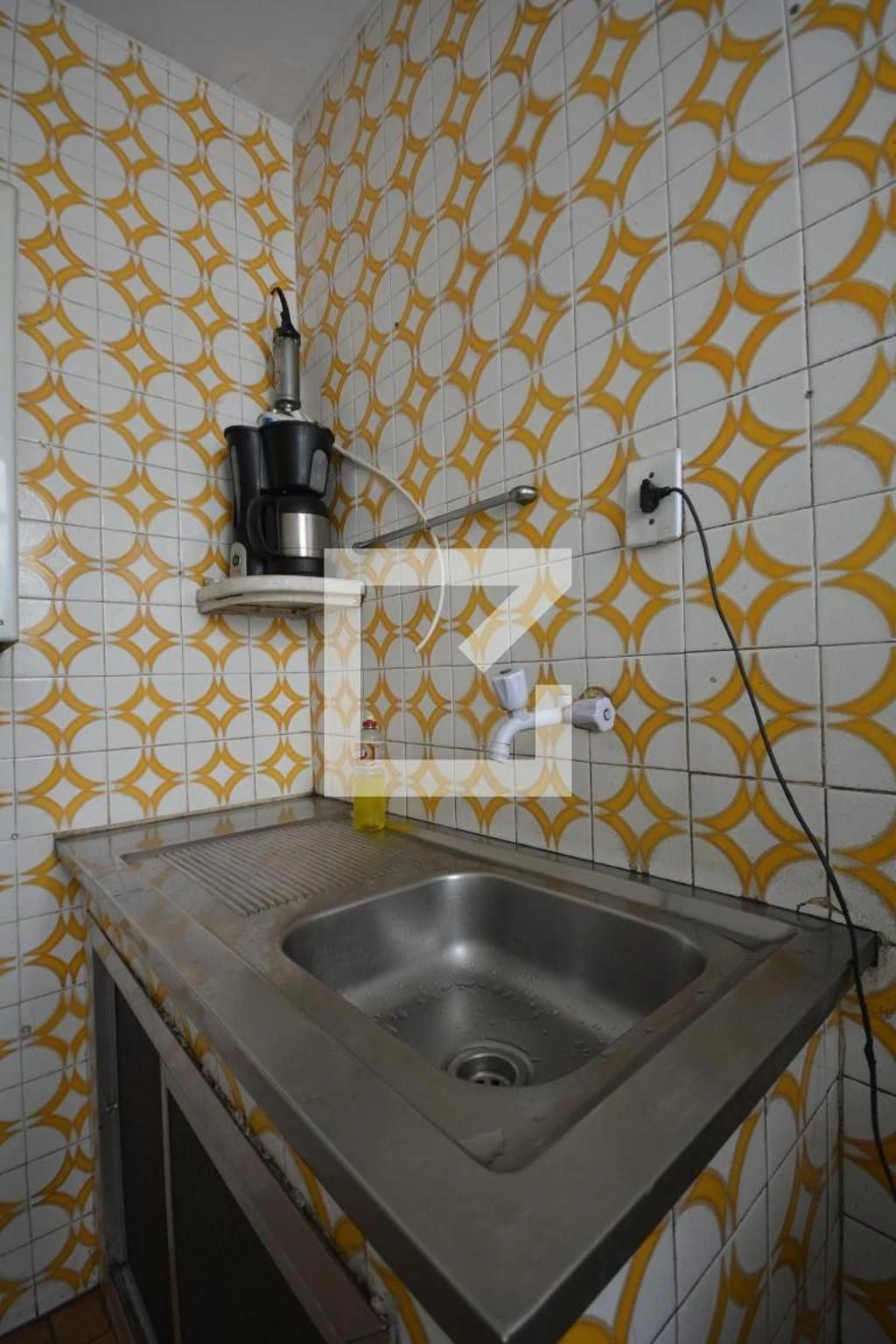 Apartamento mobiliado com 2 quartos e cozinha separada — photo 5