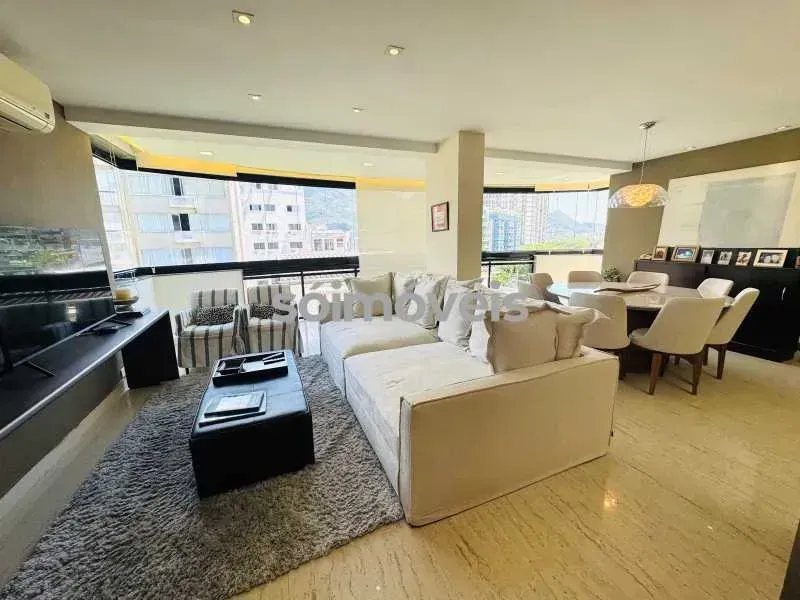 Furnished apartment, 207 m², with floor-to-ceiling windows — photo 21
