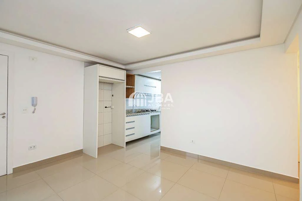 3-bedroom apartment with open-plan kitchen — photo 3