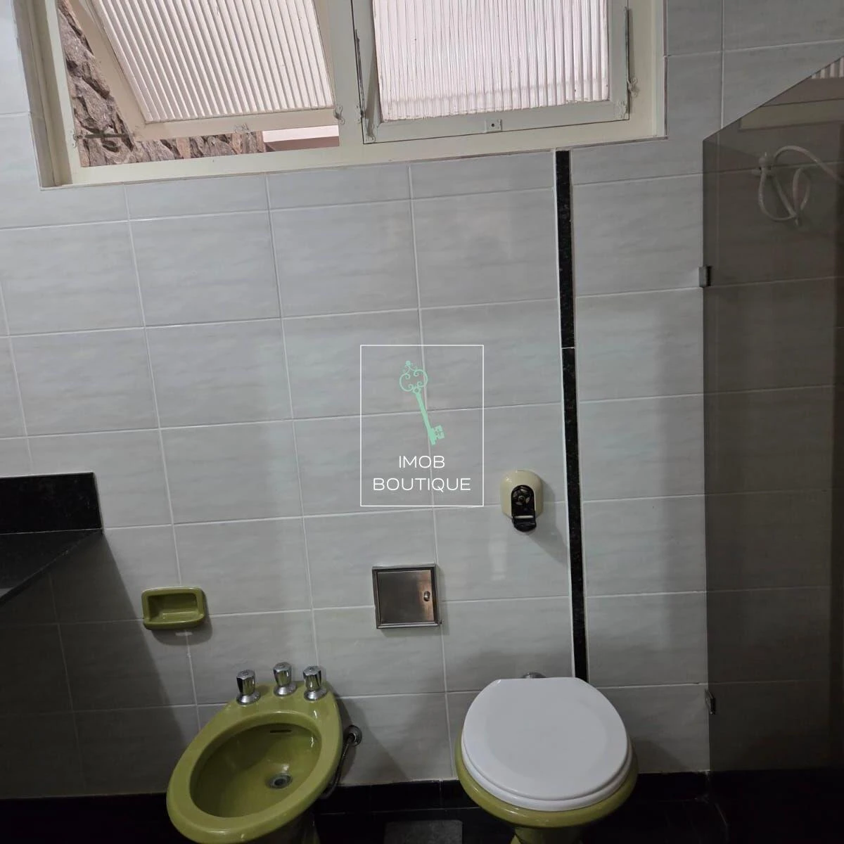 Duplex house with 5 bedrooms and laundry washing machine — photo 24