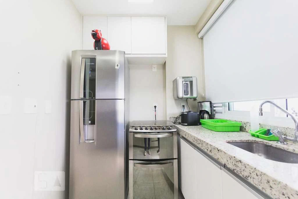 Rental apartment with 2 bedrooms and a glass balcony — photo 13