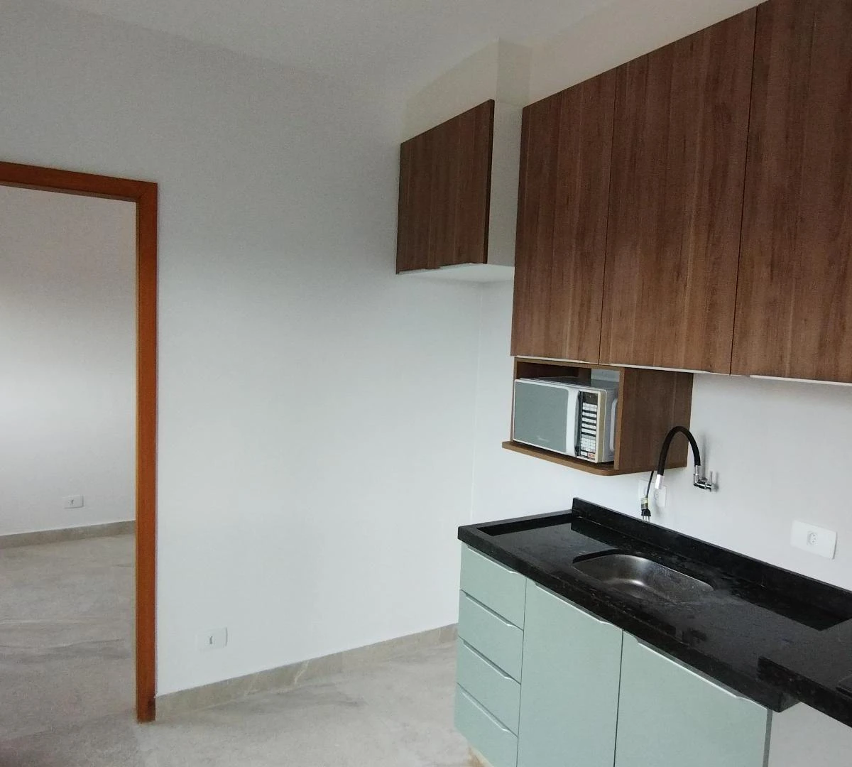 One-bedroom, 27 m² apartment in Curitiba — photo 2