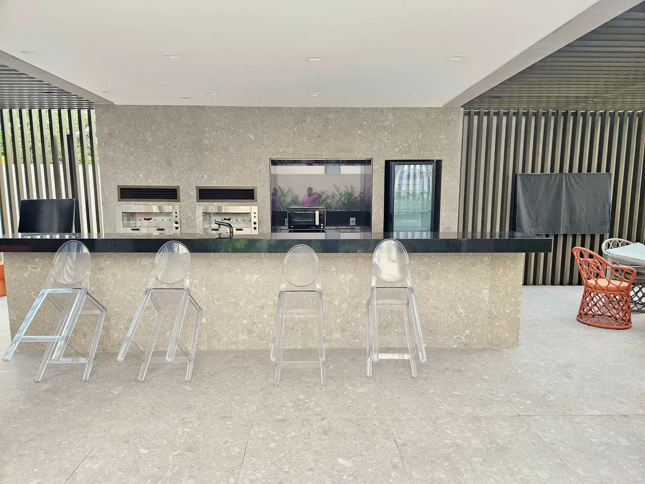 Apartment with 2 bedrooms, 79 m² and a balcony — photo 24