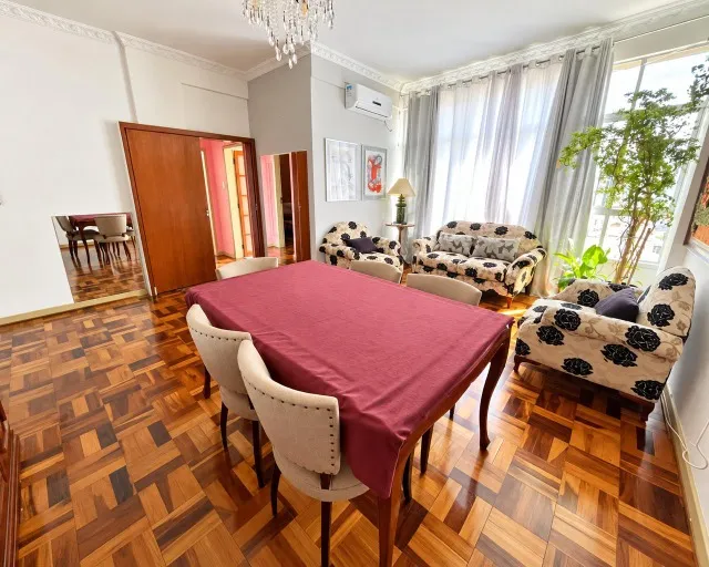 2-bedroom apartment with a washing machine in Florianópolis