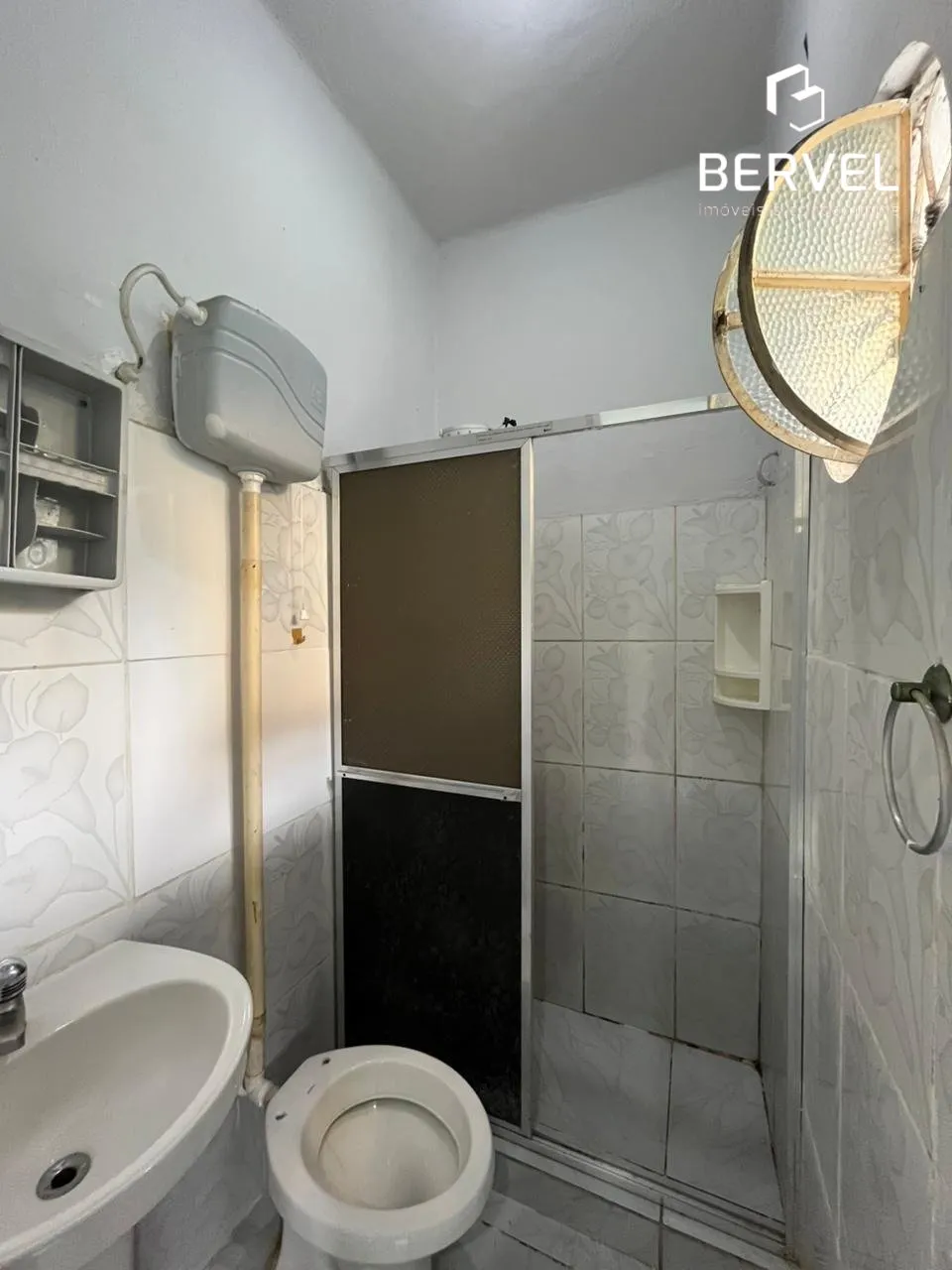 House with 1 bedroom and ceramic tile floors — photo 5