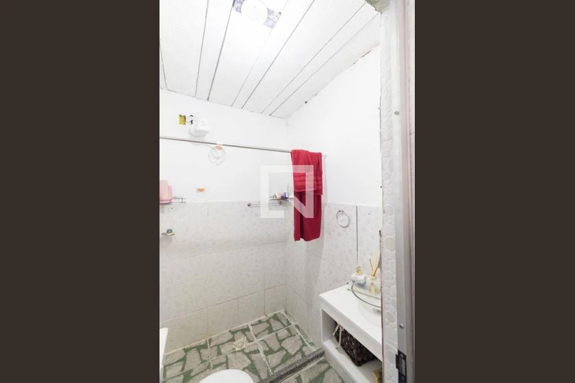 House with 1 bedroom and 1 bathroom plus a stove area — photo 6