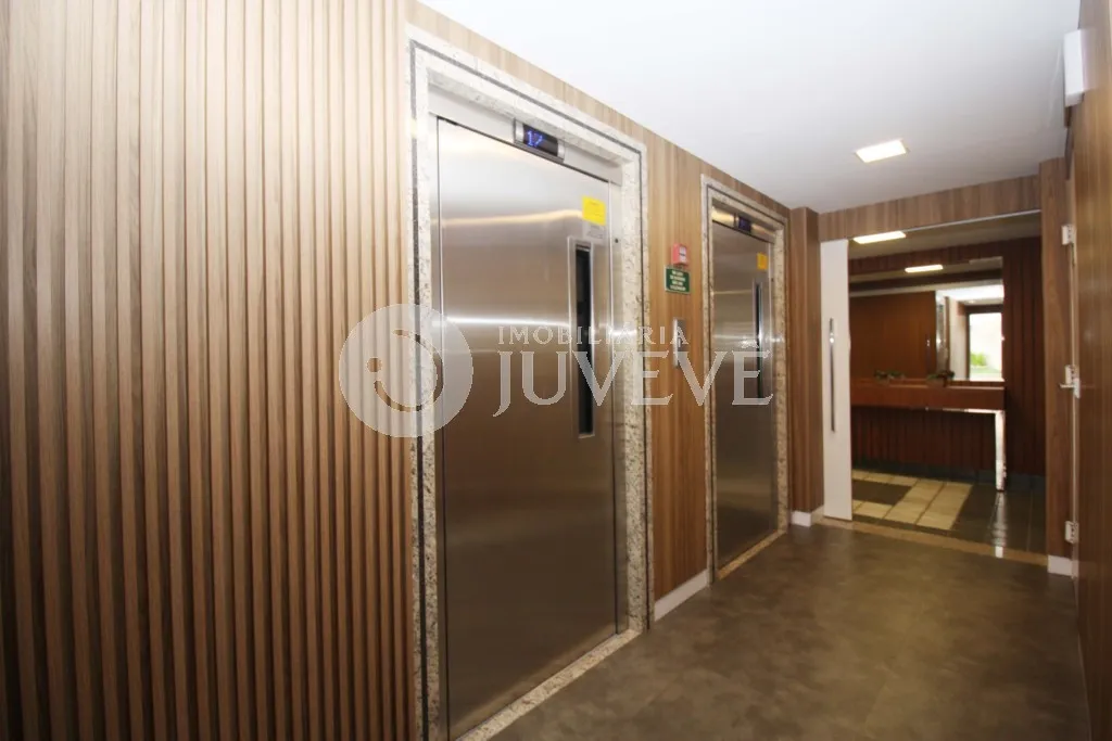 Apartment, 93 m², with a glass-enclosed balcony — photo 59