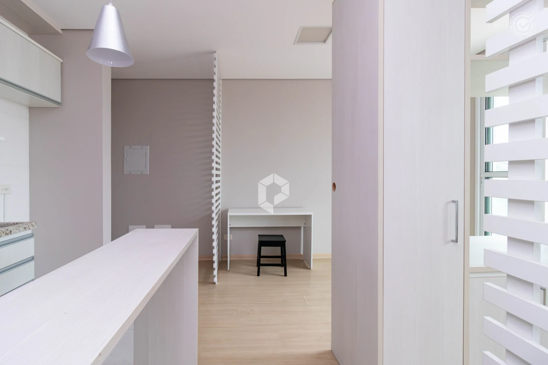 One-bedroom apartment with a home office in Curitiba — photo 11