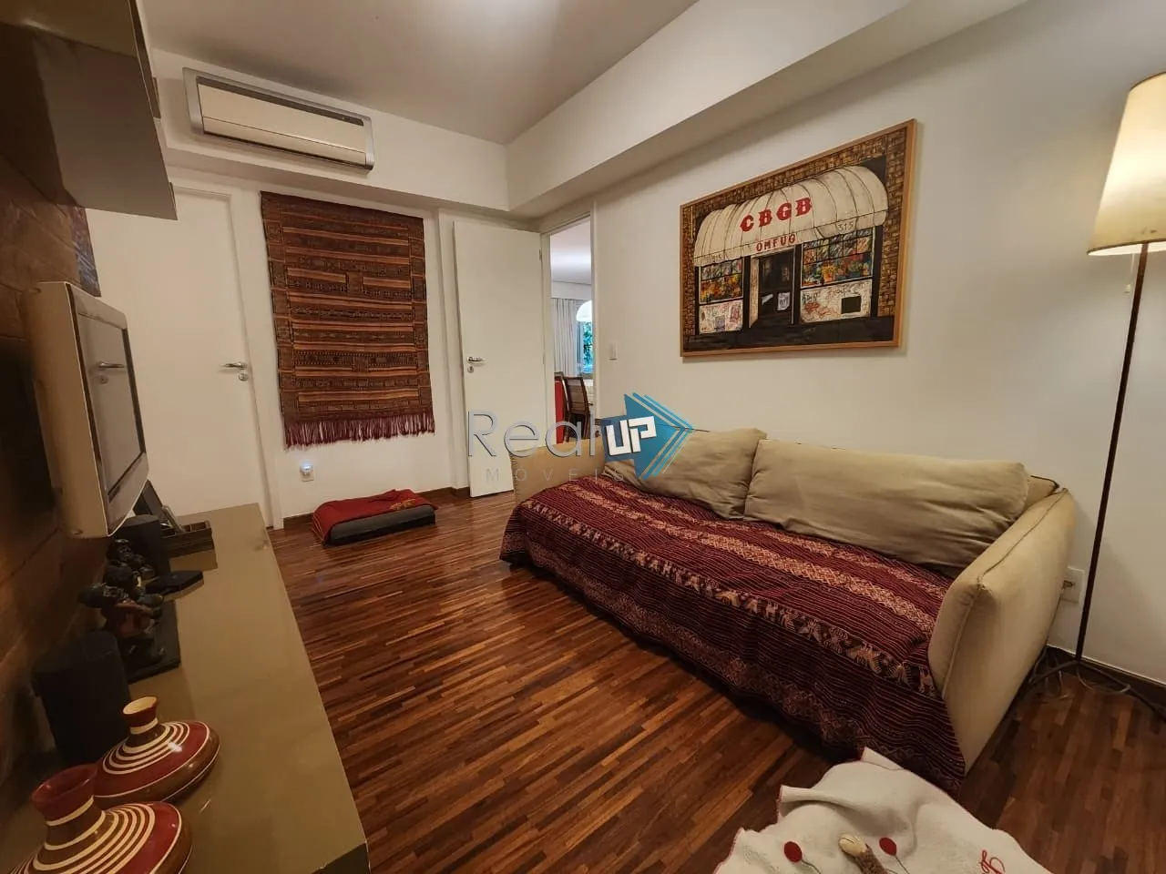 4-bedroom apartment with 227 m² and 3 parking spaces — photo 48