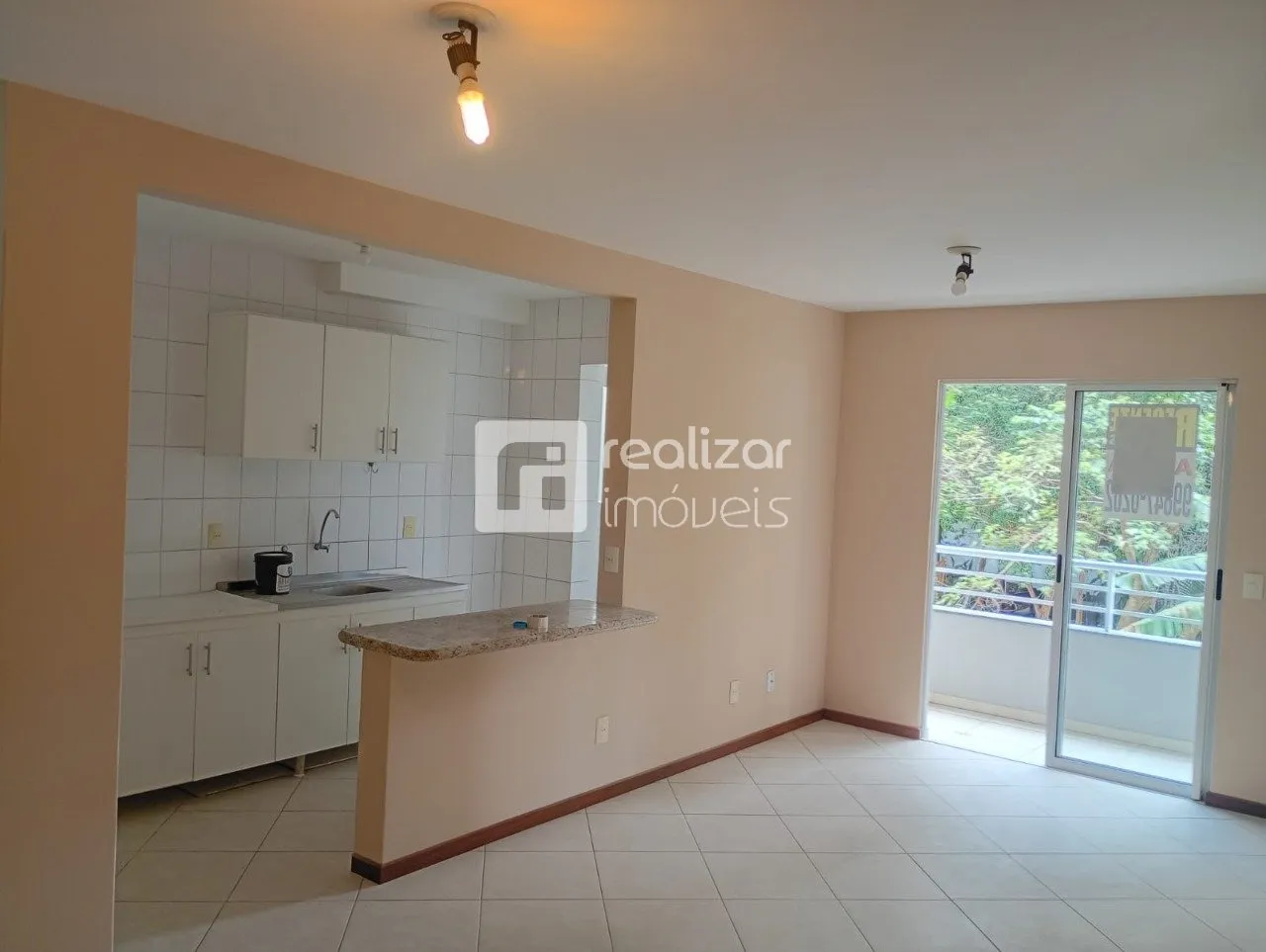 Apartamento de 2 dormitorios con balcón y 1 plaza — photo 13
