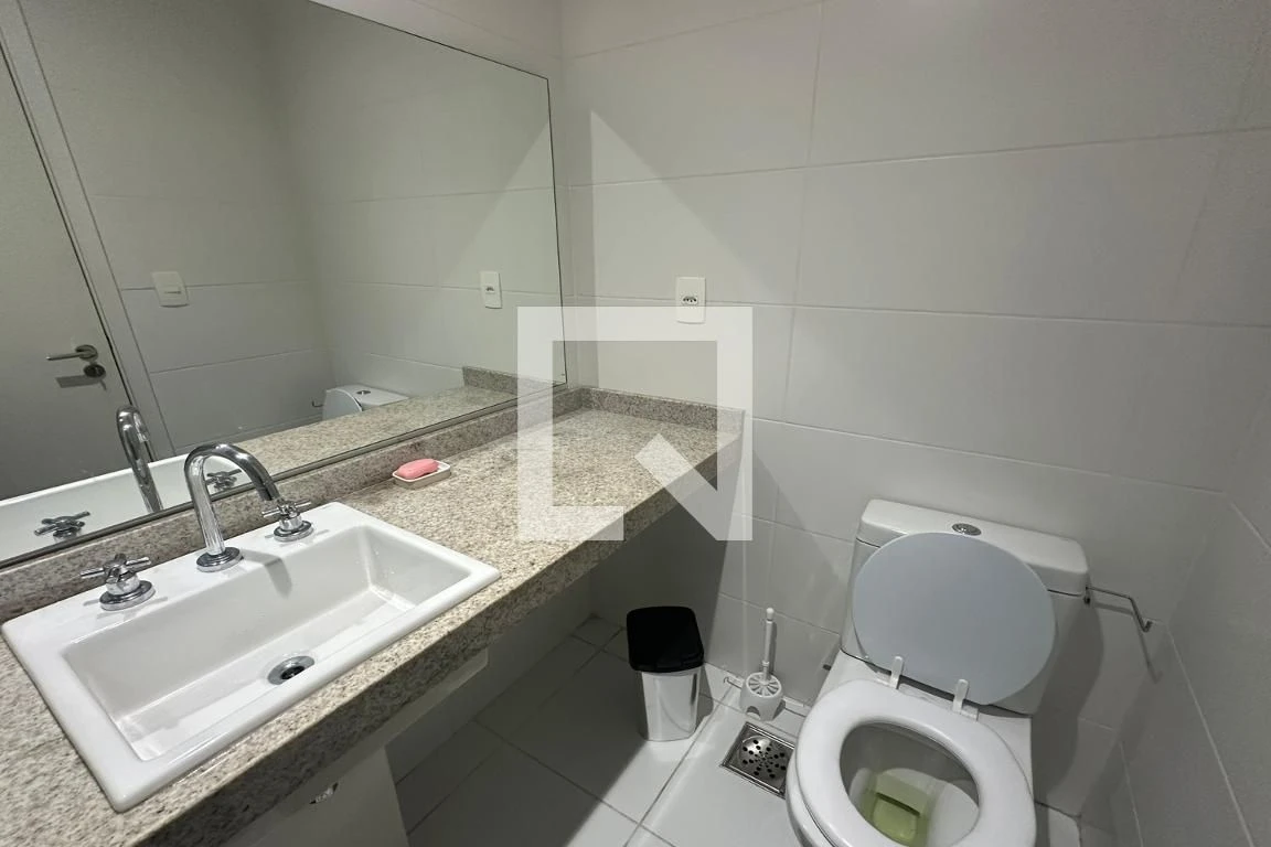 Apartamento mobiliado com 2 quartos e varanda — photo 44