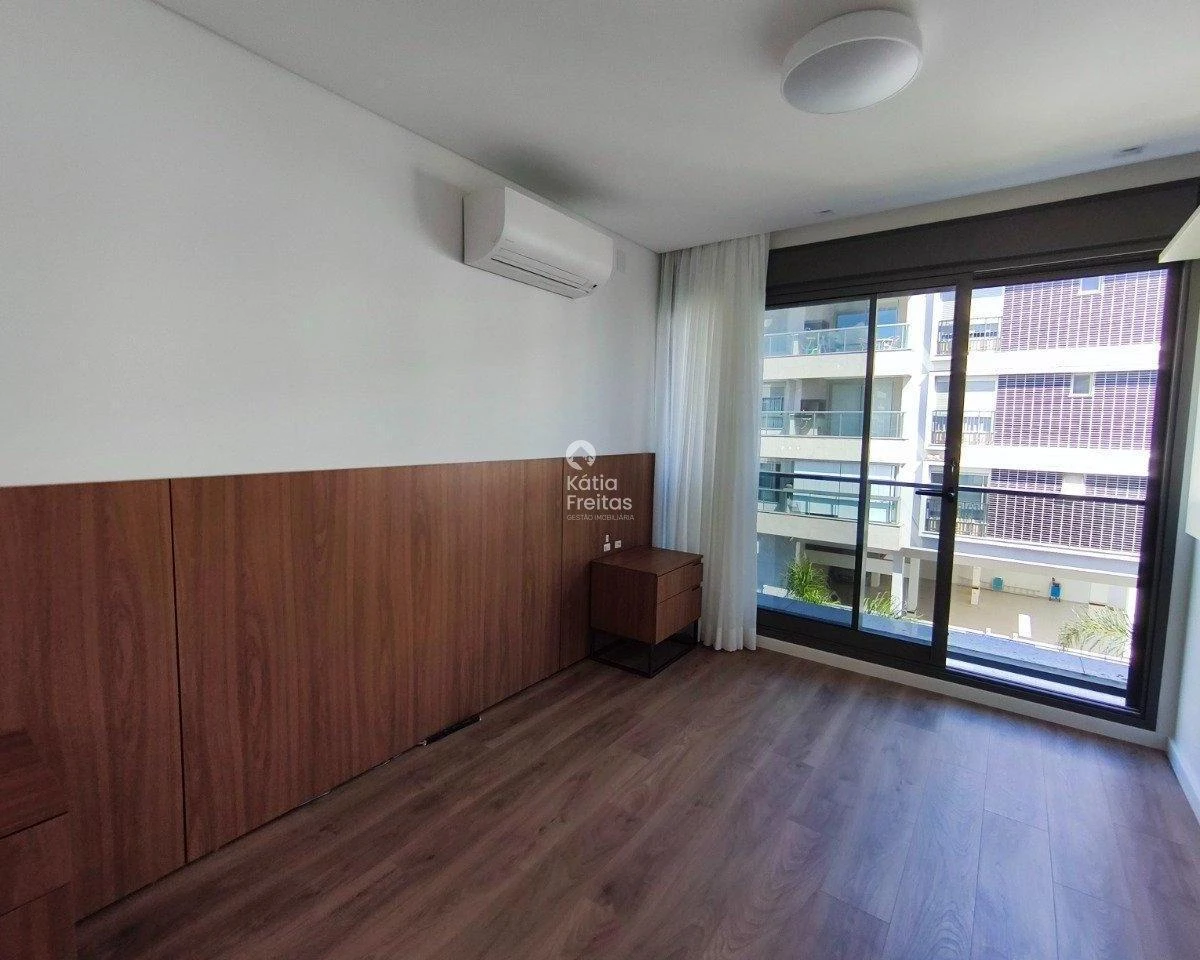 132 m² unfurnished apartment with 3 en-suites — photo 4