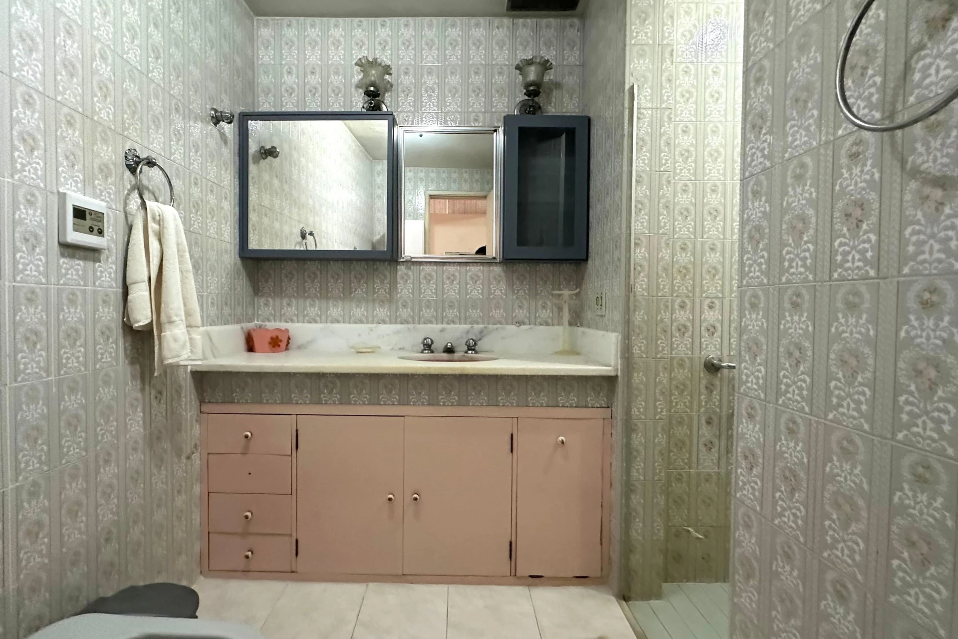 Apartamento amueblado de 3 dormitorios y cocina cerrada — photo 47