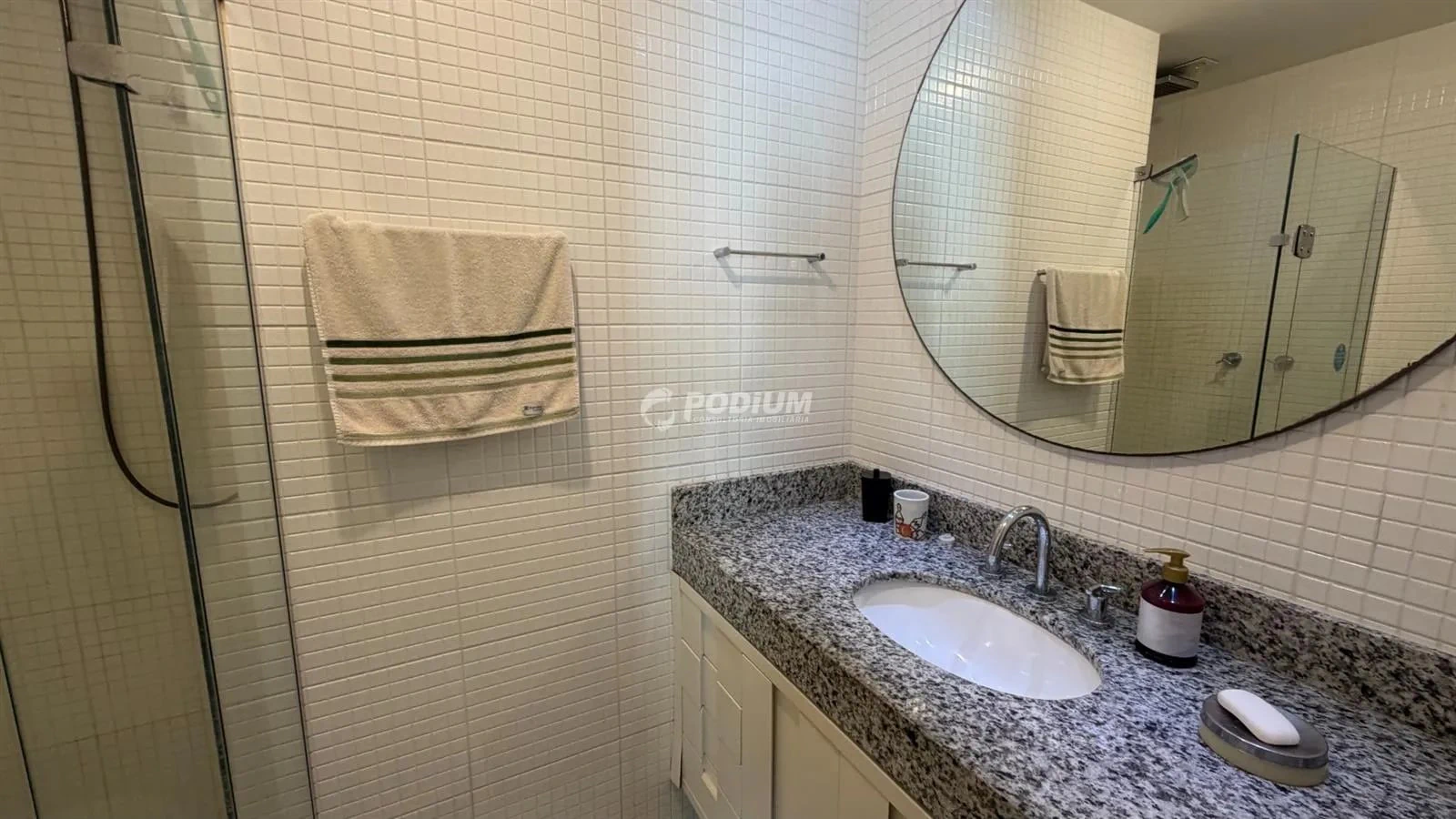 Apartamento mobiliado com 3 quartos e 168 m² — photo 15