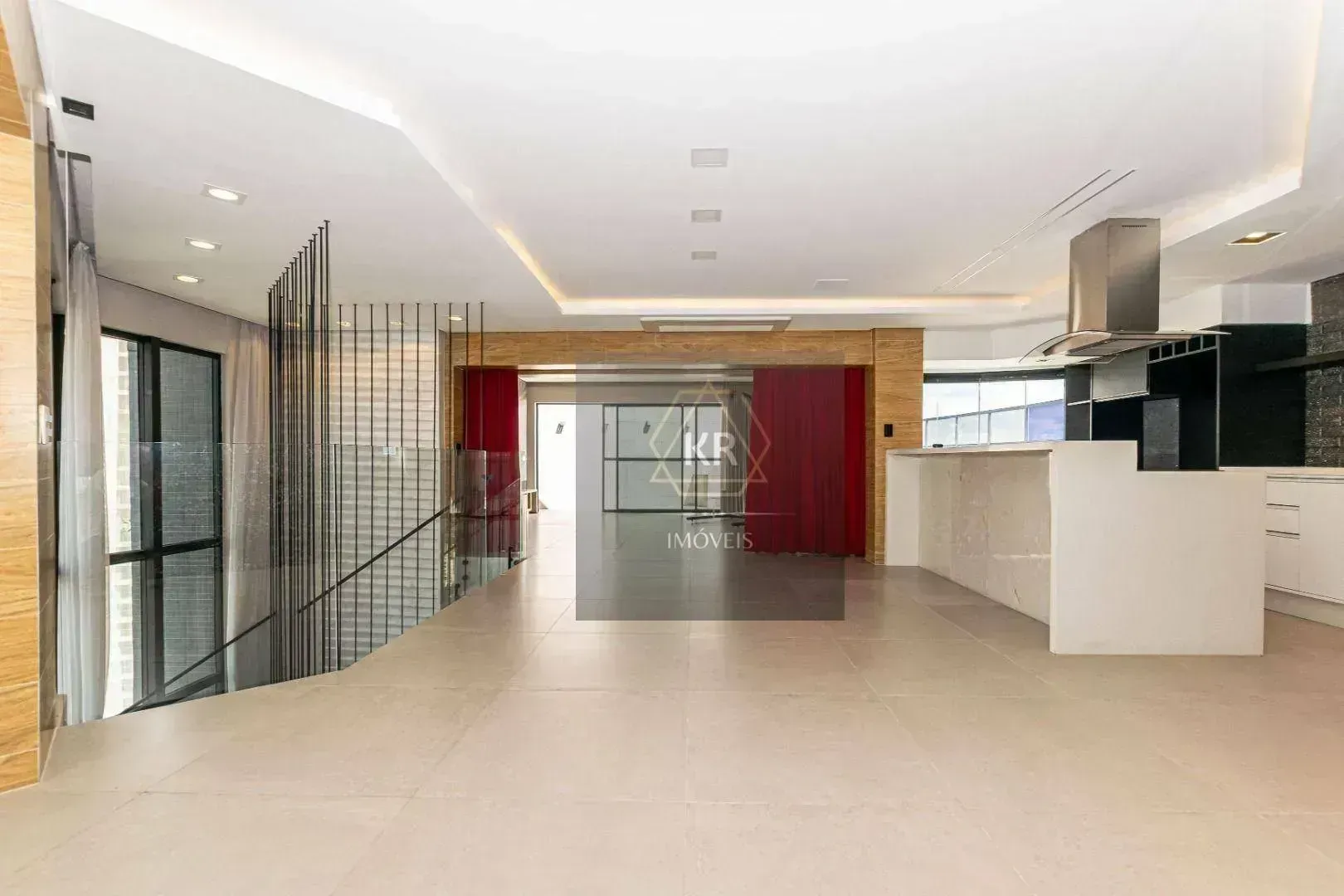 Furnished 272 m² apartment with 3 en-suites and 4 parking — photo 82