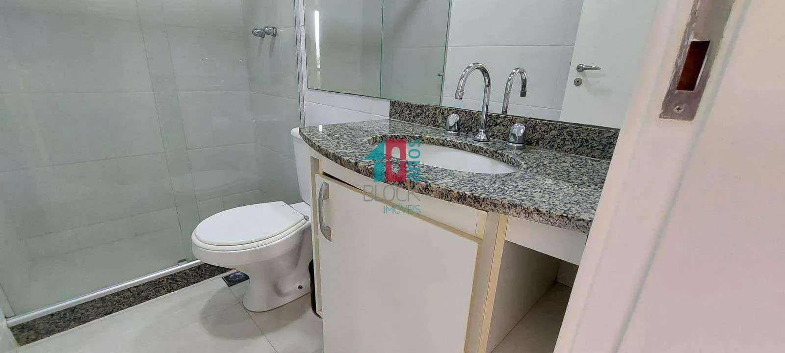 Furnished 72 m² apartment with 2 bedrooms and suite — photo 8