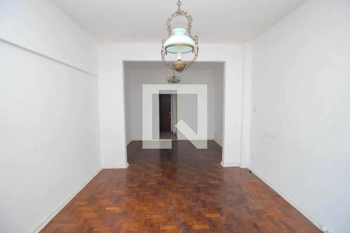 Studio, 40 m², with wood or laminate floors — photo 18