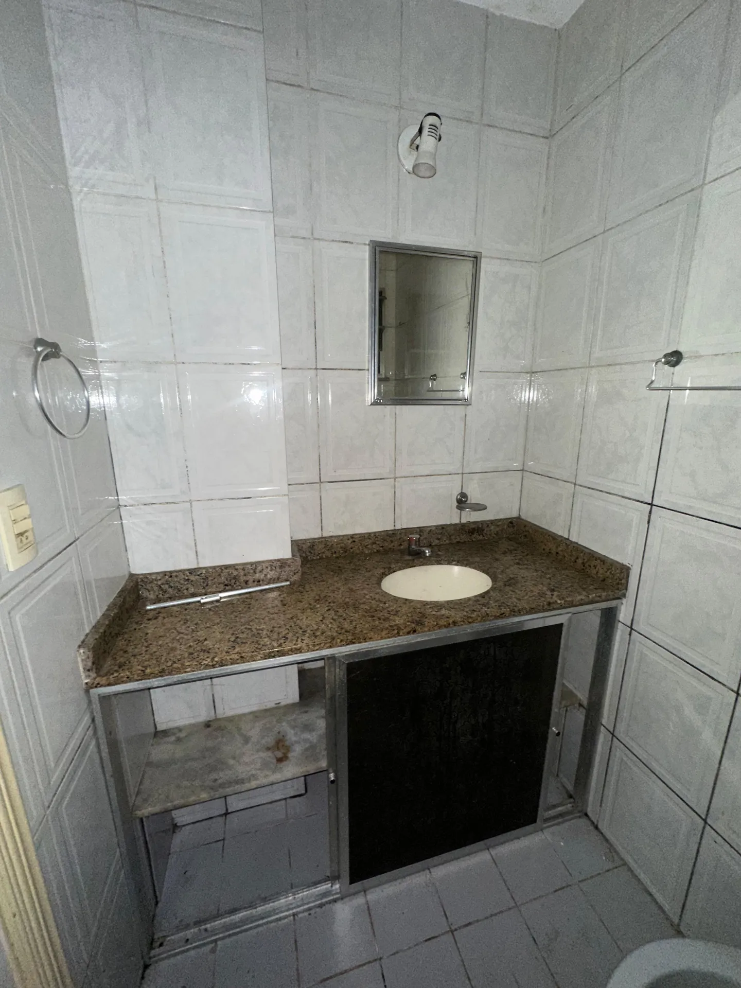 Unfurnished studio with 30 m², 1 bedroom and 1 bathroom