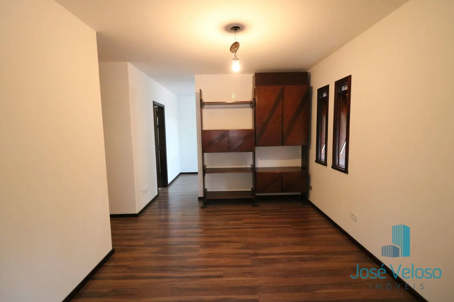 House, 315 m², with a home office — photo 27