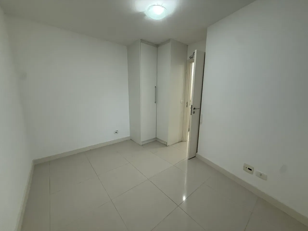 Apartamento de 1 quarto com armários embutidos — photo 23