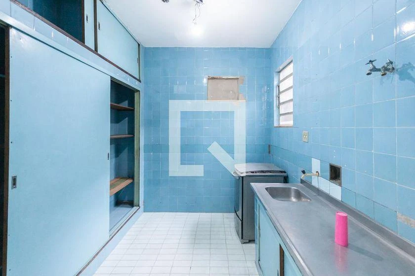 Casa para aluguel com 4 quartos e varanda, 600 m² — photo 13