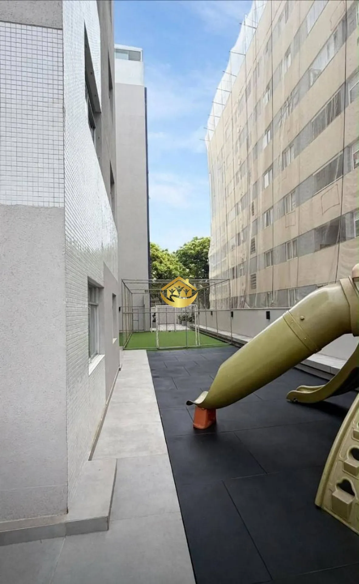 Apartamento no 5º andar com varanda gourmet