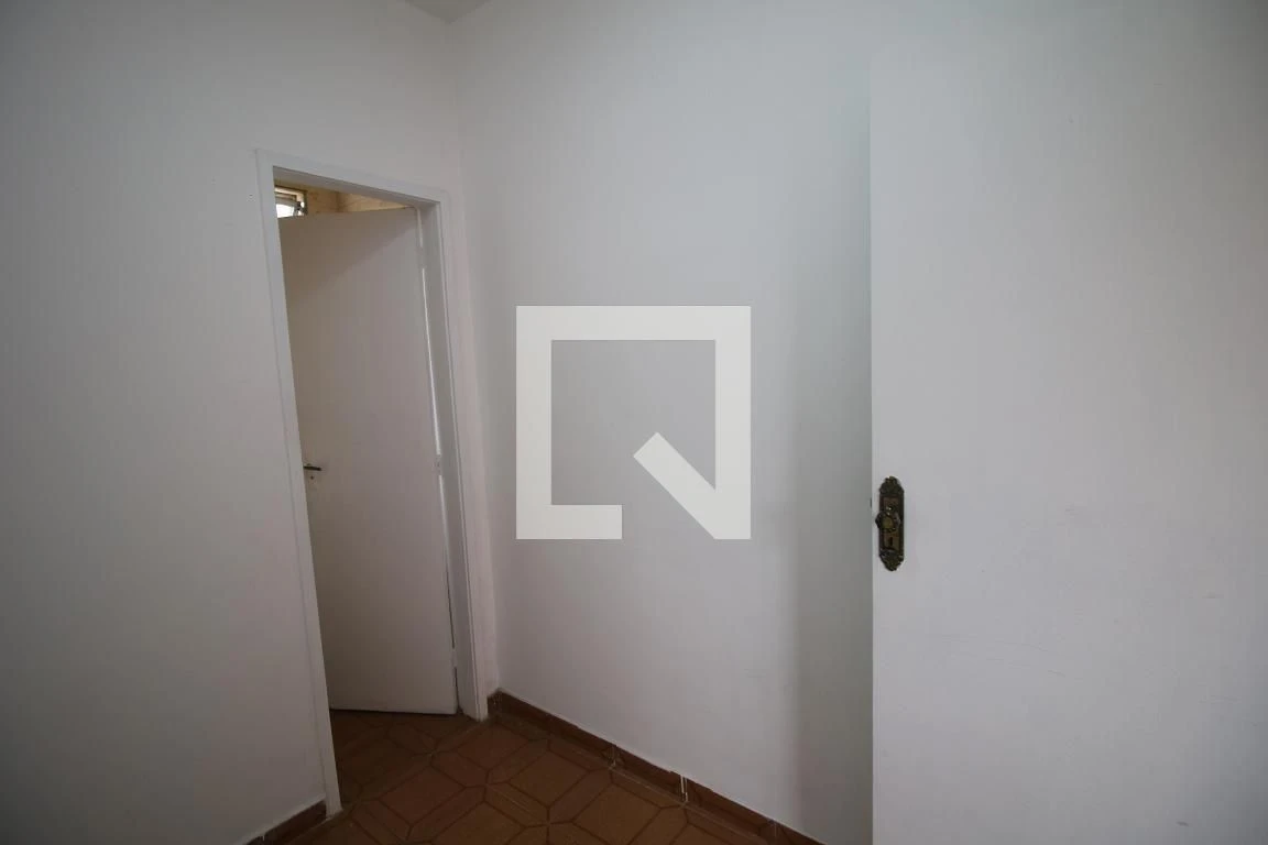 Rental apartment with 3 bedrooms and a balcony — photo 35