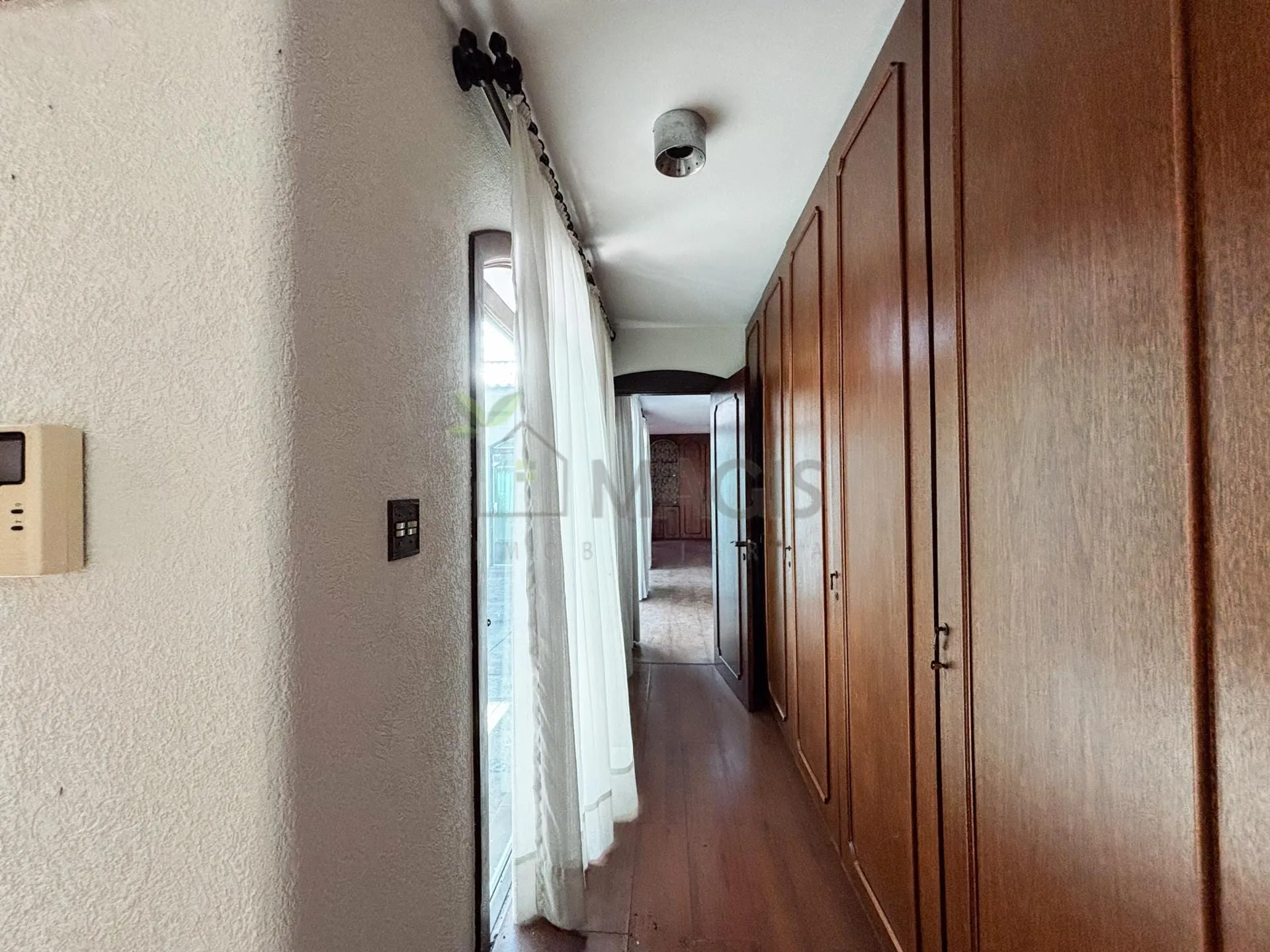 Будинок 604 м² з 4 спальнями та 4 ванними кімнатами — photo 32