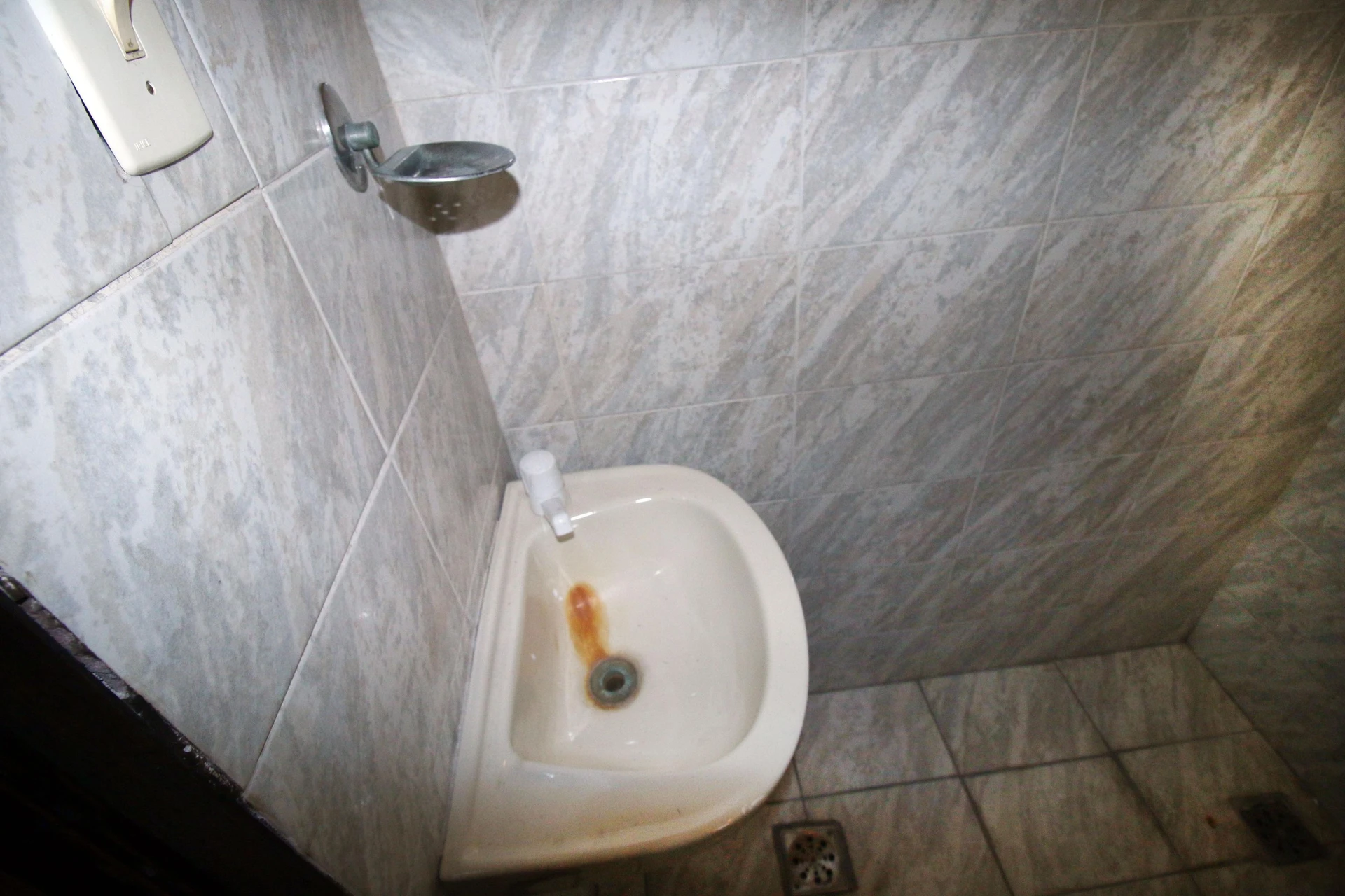Rental house with 3 en-suite bedrooms and 4 bathrooms — photo 22