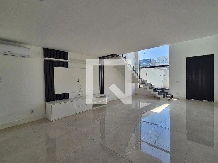 Floor-to-ceiling windows in a 4-bedroom house, 430 m² — photo 3