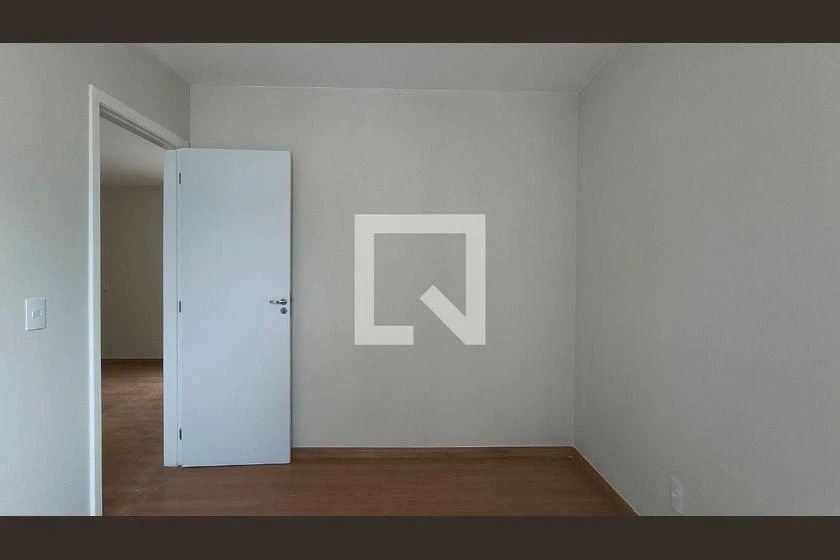Apartment, 44 m², with wood or laminate floors — photo 13