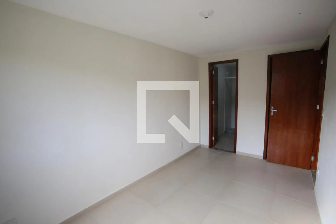 Condominium house with 3 bedrooms and 4 bathrooms — photo 43