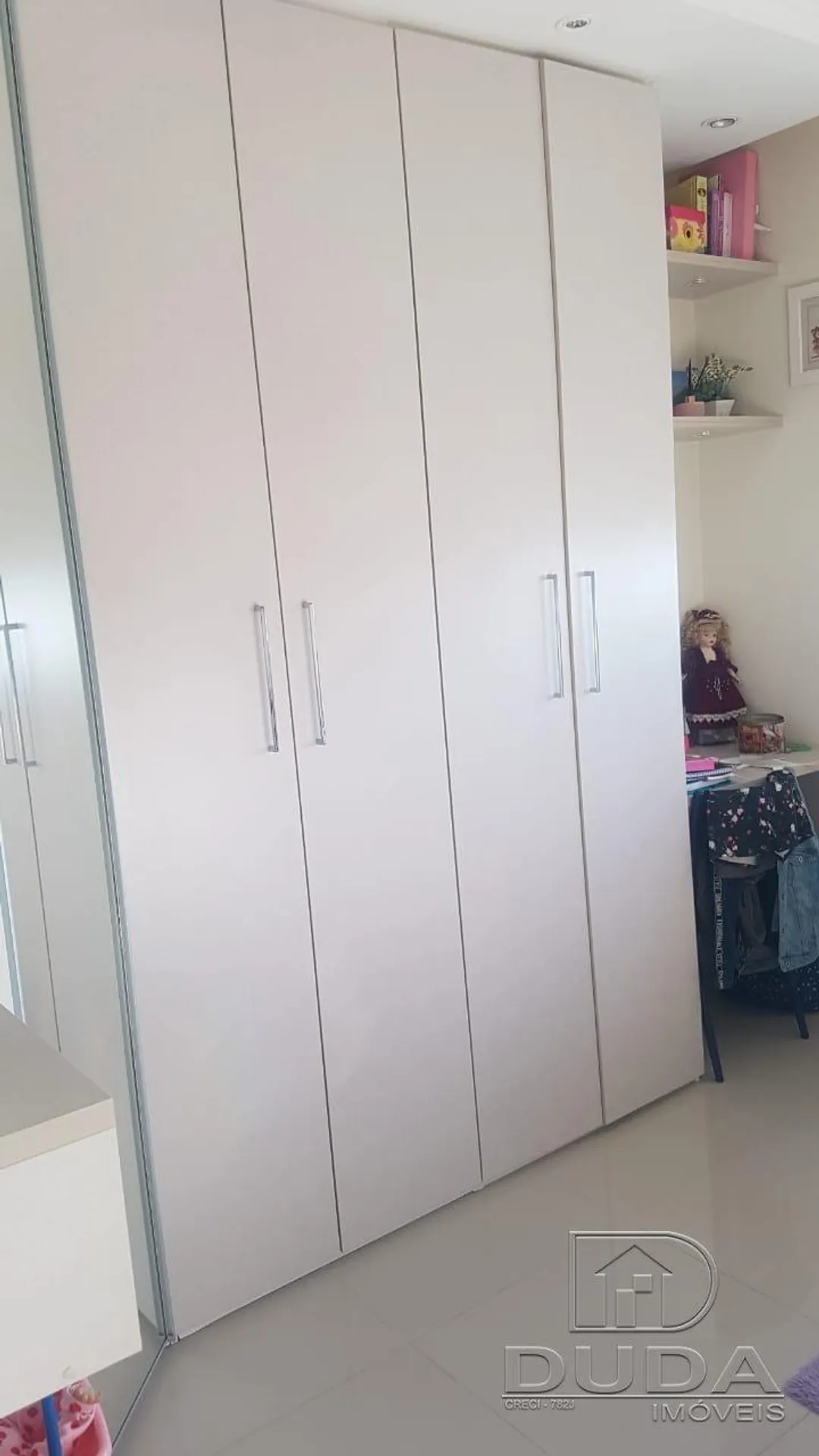 Apartment on the 11th floor with a glass-enclosed balcony — photo 19