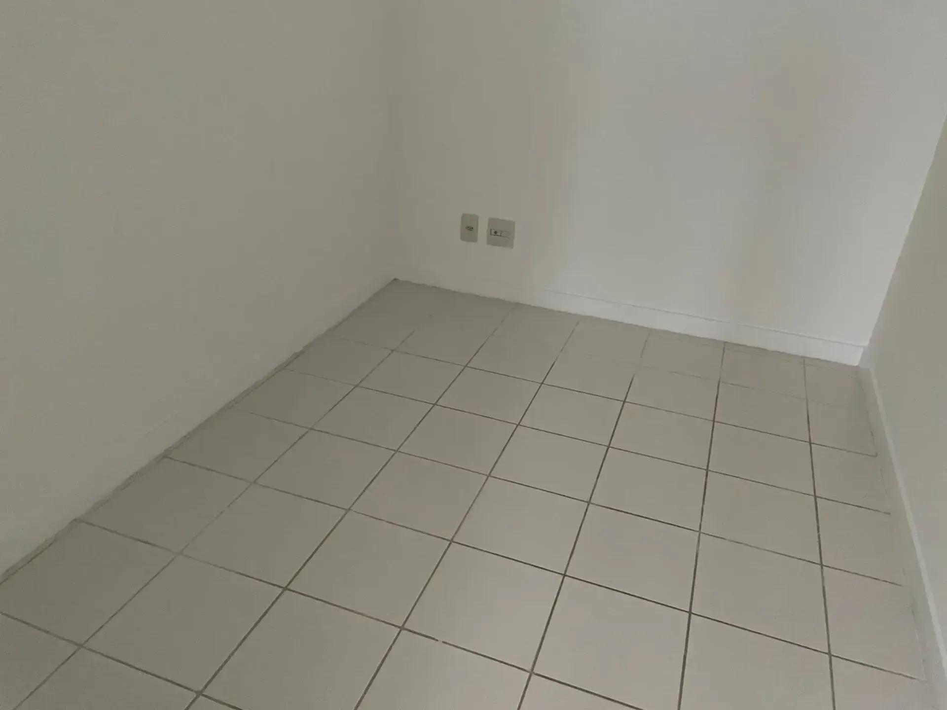 4-bedroom apartment in a building with a sauna — photo 49