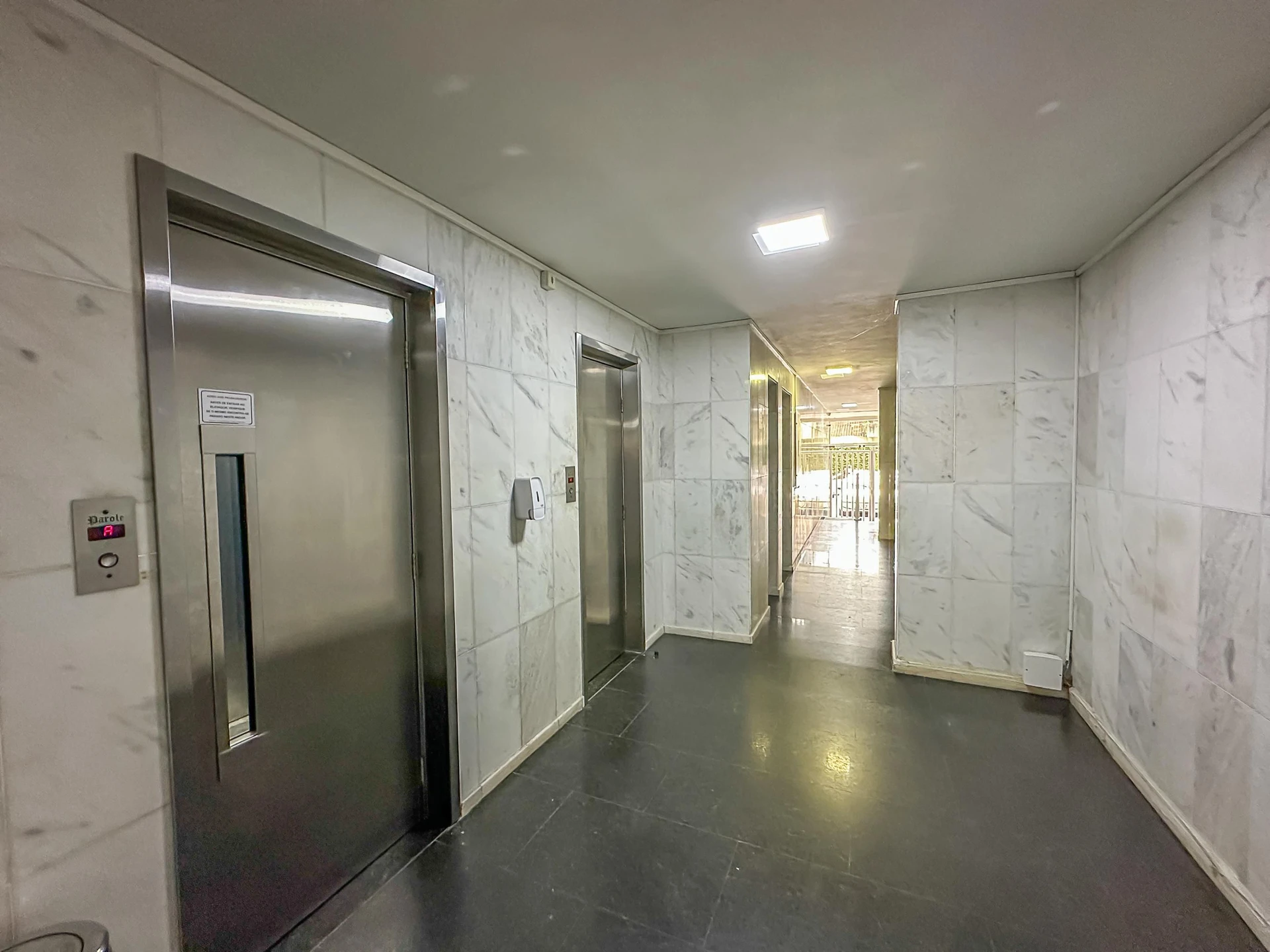 2-bedroom apartment with a glass-enclosed balcony — photo 19