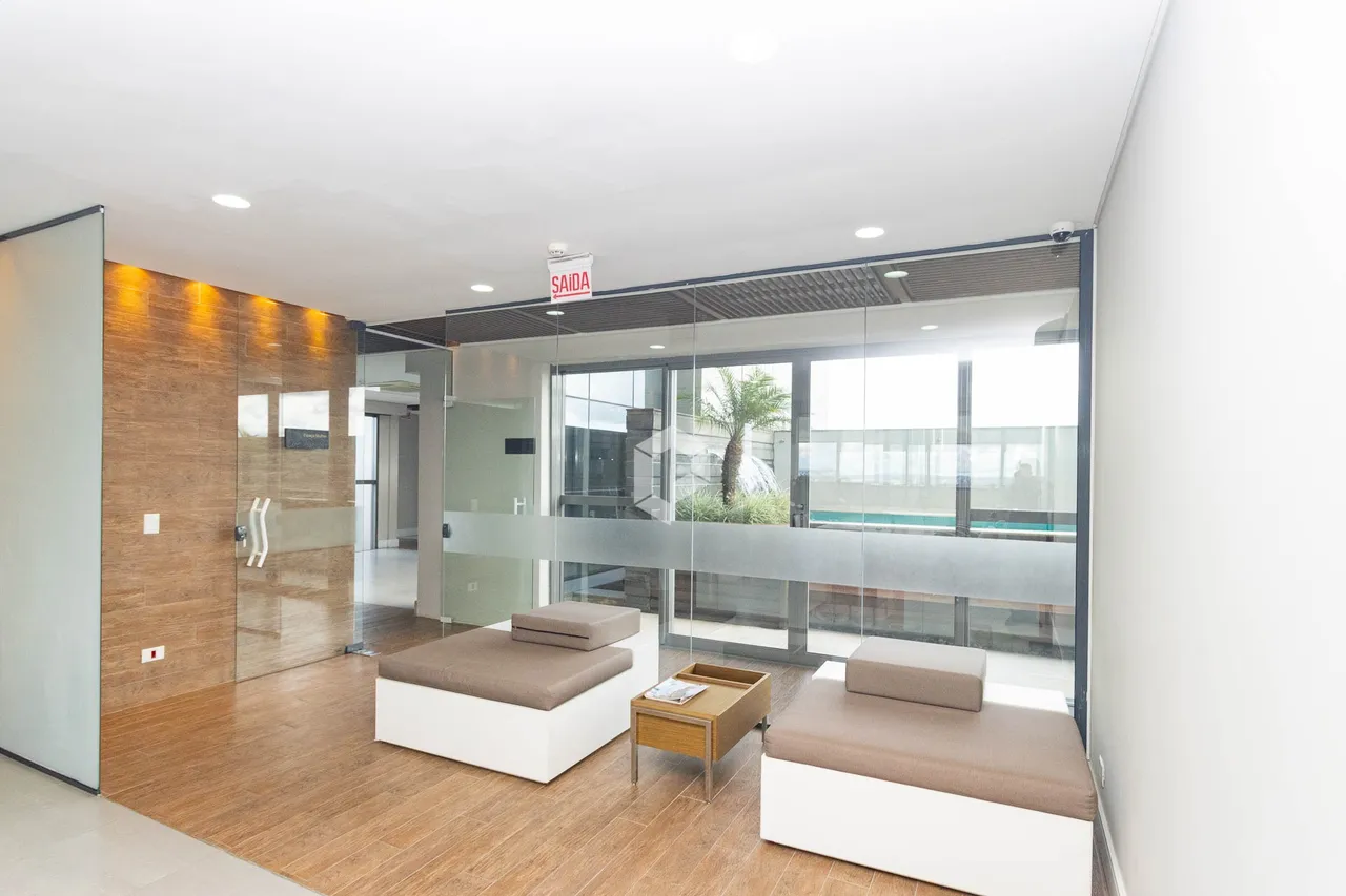 Furnished 1-bedroom apartment with city view — photo 15