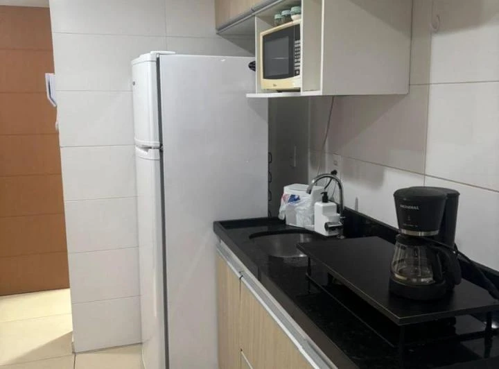 65 m² apartment with 2 bedrooms and a closed kitchen — photo 2