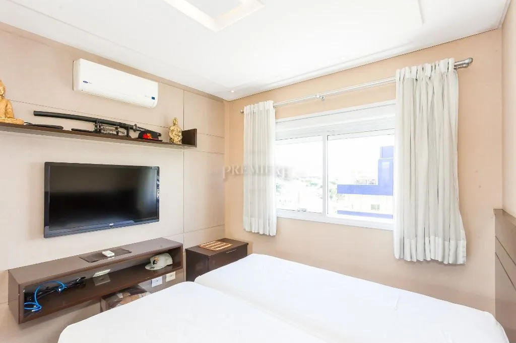 Furnished 158 m² apartment with 3 bedrooms and 5 bathrooms — photo 20