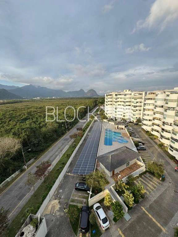 Furnished duplex with 4 bedrooms and 2 en-suite baths — photo 3