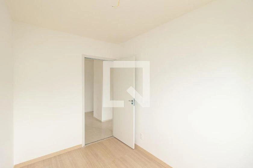2-bedroom apartment in a building with a gym — photo 18
