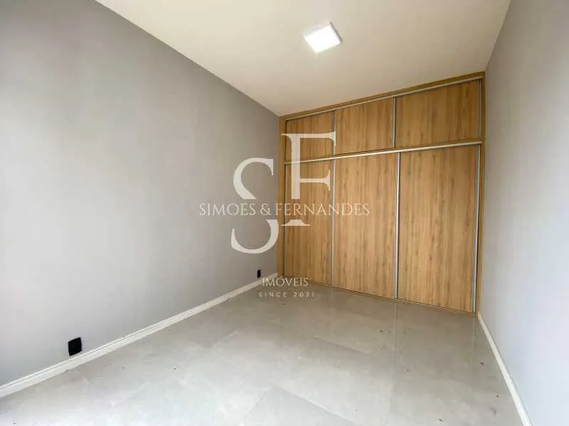 Apartment on the 5th floor with a walk-in closet — photo 11