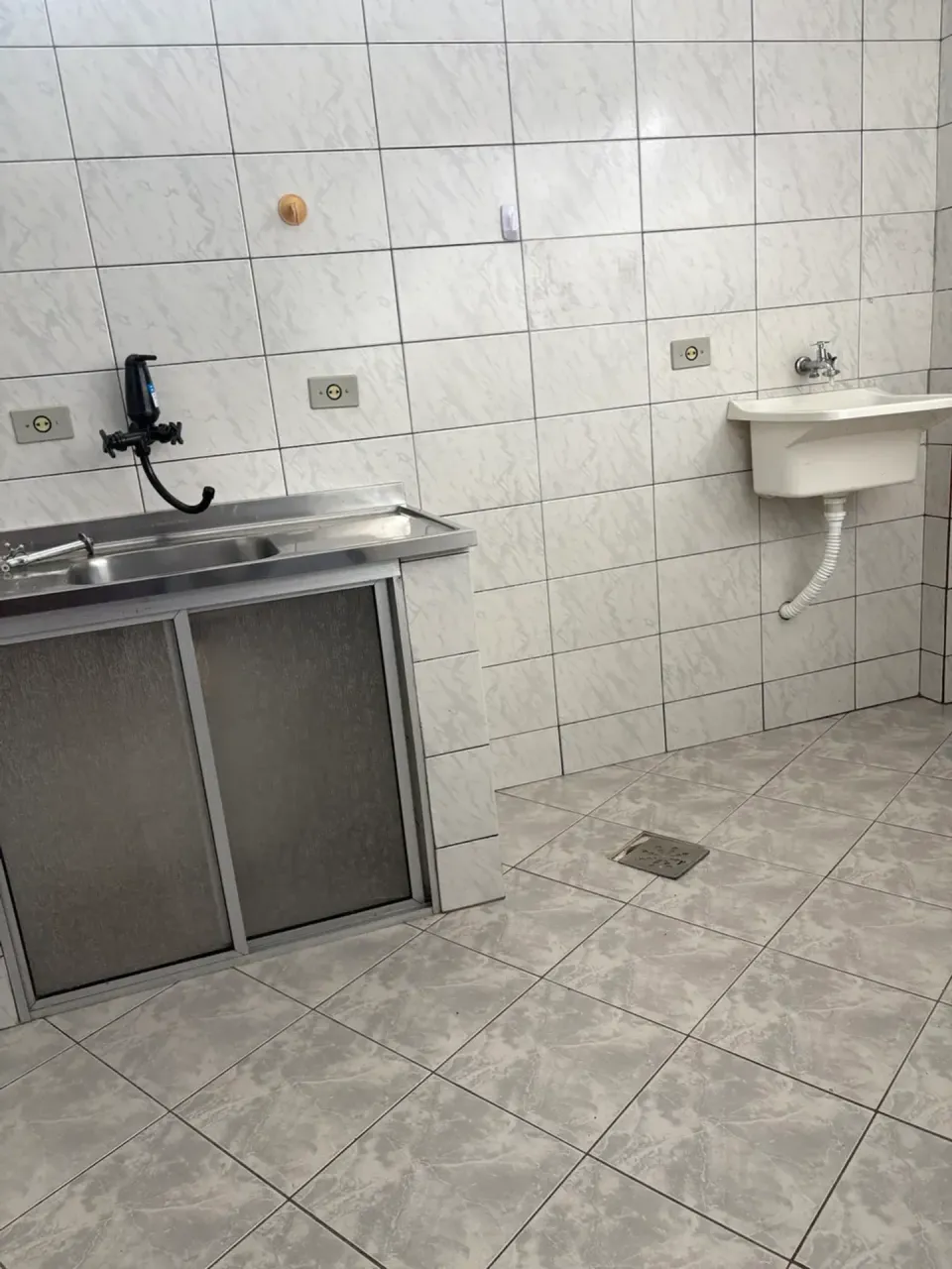 Studio kitnet with 1 bedroom and 1 bathroom