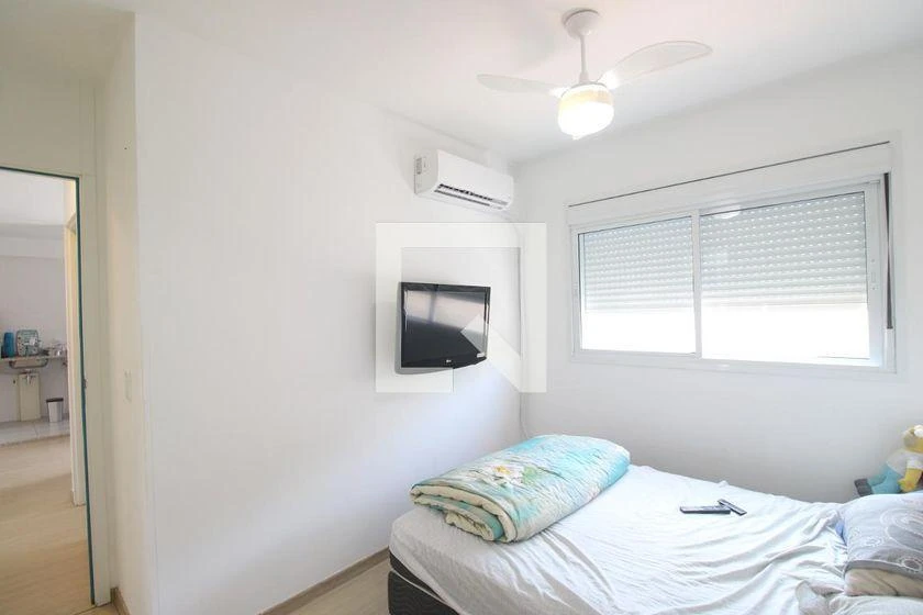 65 m² furnished apartment with balcony and 2 bedrooms — photo 9