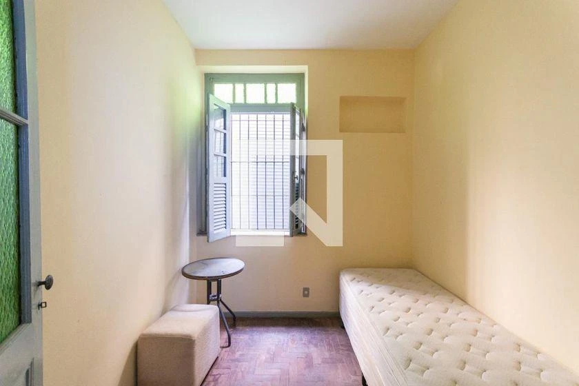 Casa para aluguel com 4 quartos e varanda, 600 m² — photo 24