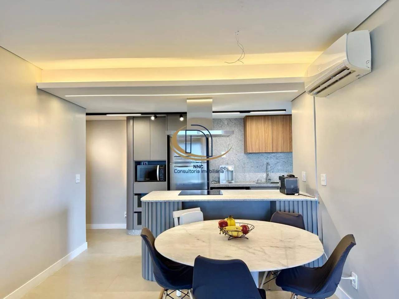 Furnished apartment with 3 bedrooms and 3 bathrooms — photo 10