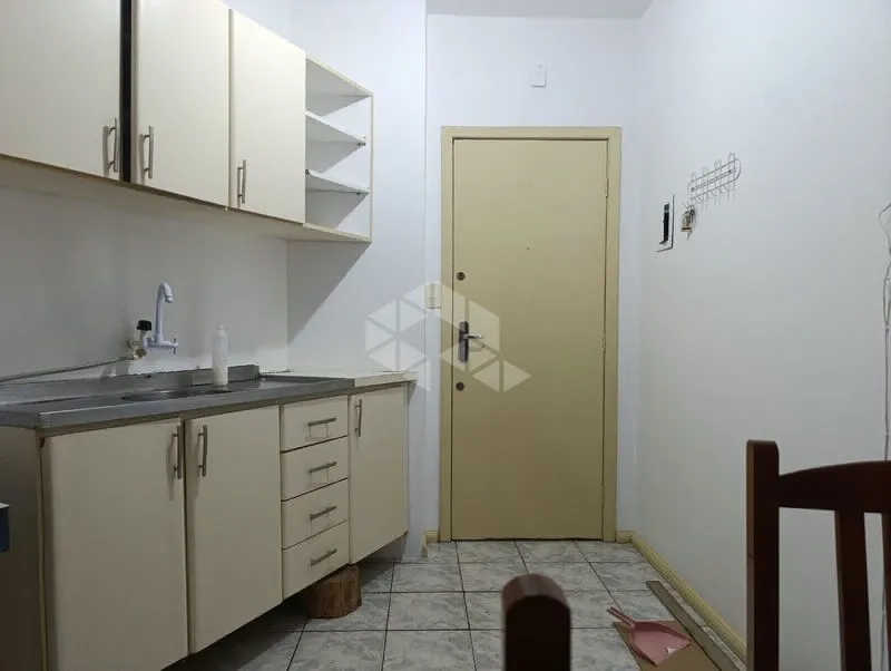 Apartamento de 27 m² e 1 quarto, Trindade Sul
