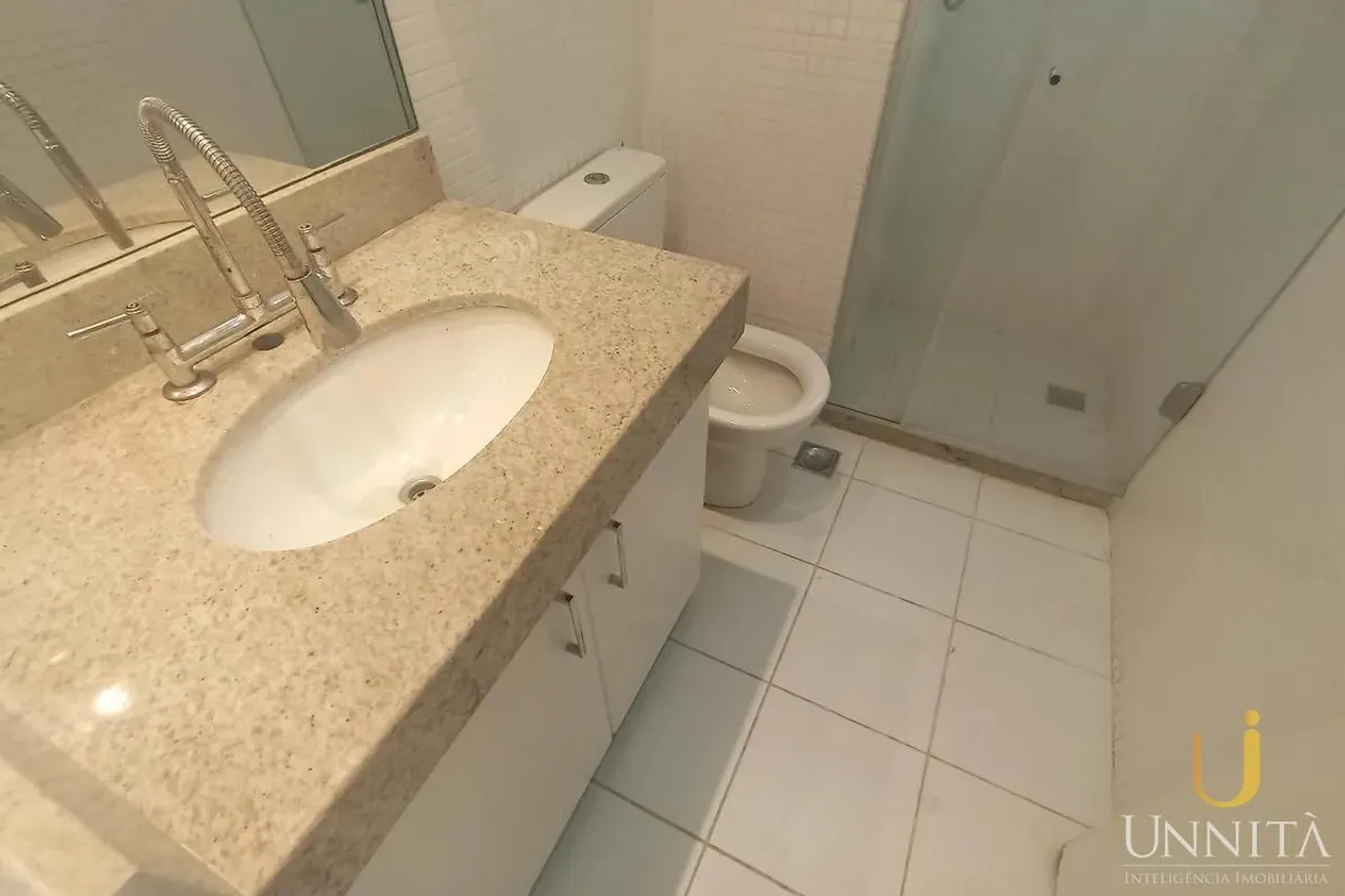 3-bedroom apartment with integrated kitchen and balcony — photo 9